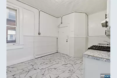 302 Belmont Avenue, Belleville, NJ 07109 - Photo 35