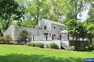 277 Maple St, Haworth, NJ 07641 - Photo 3