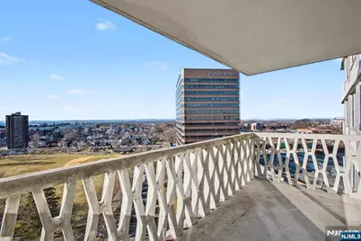 2100 Linwood Avenue 12B #12B, Fort Lee, NJ 07024 - Photo 19