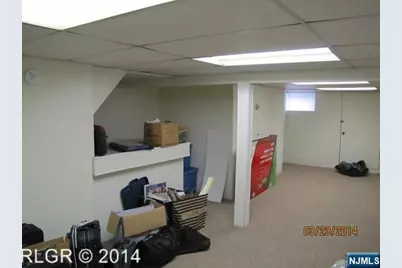 298 Luddington Avenue 2nd Floor #2nd Floor, Clifton, NJ 07011 - Photo 17