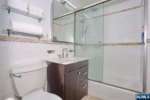 4 Horizon Road 1027, Fort Lee, NJ 07024 - Photo 21