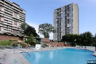 4 Horizon Road 1027, Fort Lee, NJ 07024 - Photo 29