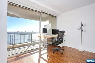 4 Horizon Road 1027, Fort Lee, NJ 07024 - Photo 11