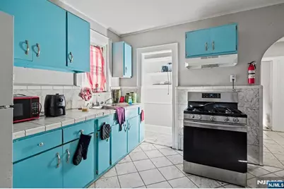 15-17 Valley Street, Newark, NJ 07106 - Photo 13