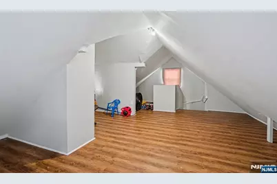 15-17 Valley Street, Newark, NJ 07106 - Photo 23