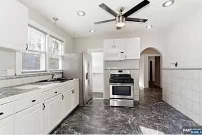 15-17 Valley Street, Newark, NJ 07106 - Photo 3