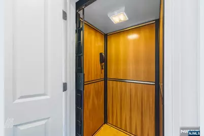 29 Victoria Place, Fort Lee, NJ 07024 - Photo 17