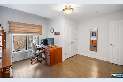 29 Victoria Place, Fort Lee, NJ 07024 - Photo 45