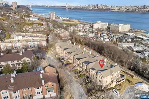 29 Victoria Pl, Fort Lee, NJ 07024 - Photo 5