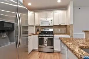 203 Central Pk Pl, Ramsey, NJ 07446 - Photo 15