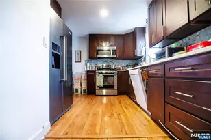 117 Monroe Ave, River Edge, NJ 07661 - Photo 7