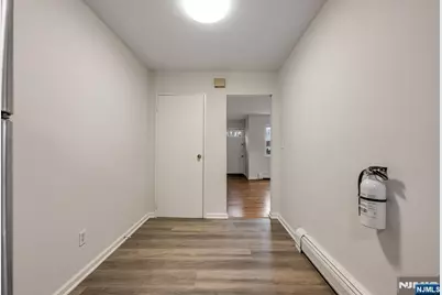 121 Regency Park, Ramsey, NJ 07446 - Photo 7