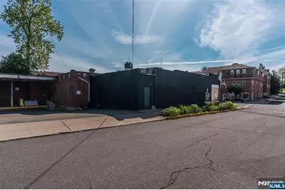 183 Boulevard, Hasbrouck Heights, NJ 07604 - Photo 17