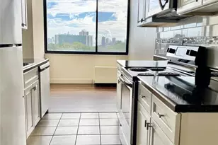 464 Gorge Road 5H, Cliffside Park, NJ 07010 - Photo 3