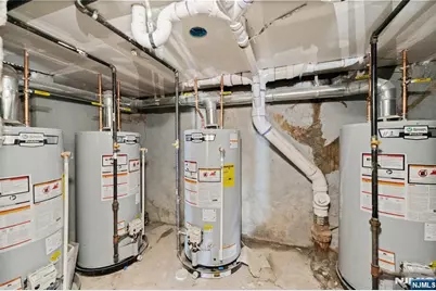 330 69th Street, Guttenberg, NJ 07093 - Photo 27