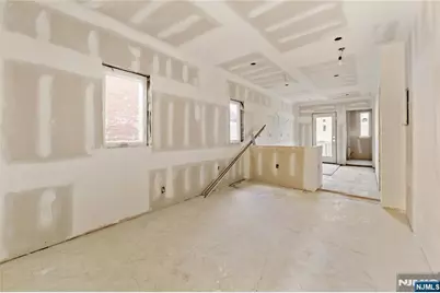 330 69th Street, Guttenberg, NJ 07093 - Photo 9