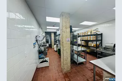 350 Bloomfield, Caldwell, NJ 07006 - Photo 9