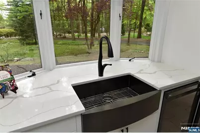 3-5 Red Rock Trail, Saddle River, NJ 07458 - Photo 17