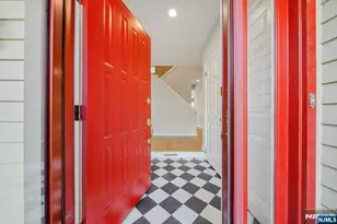 12 Sandburg Ct, Mahwah, NJ 07430 - Photo 3