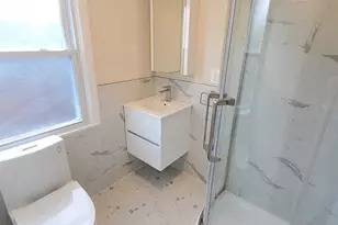 1268 Anderson Ave 2Fl, Fort Lee, NJ 07024 - Photo 7