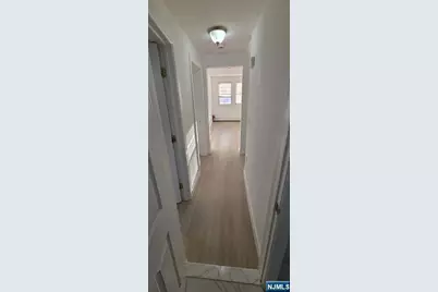 757 Ray 2 #2, Ridgefield, NJ 07657 - Photo 5