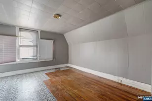 199 Hollywood Ave, East Orange, NJ 07018 - Photo 25