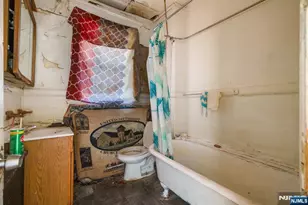 199 Hollywood Ave, East Orange, NJ 07018 - Photo 19