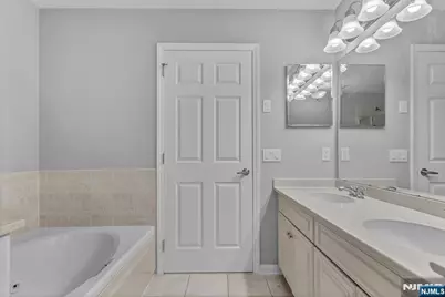 40 Lydia Drive, Guttenberg, NJ 07093 - Photo 23