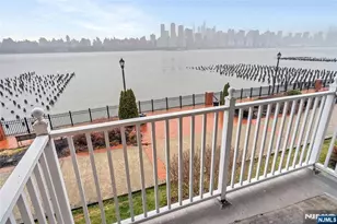 40 Lydia Dr, Guttenberg, NJ 07093 - Photo 15