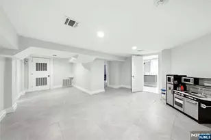 108 Lafayette Ave, Passaic, NJ 07055 - Photo 19