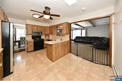 614 Mountain Avenue, Washington Township, NJ 07676 - Photo 7