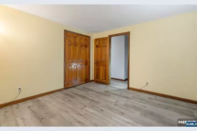 816 Morton Street, East Rutherford, NJ 07073 - Photo 19