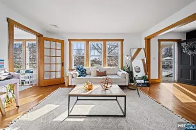 367 Van Winkle Avenue, Hawthorne, NJ 07506 - Photo 5