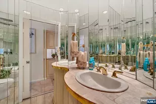 89 Barrett Ln, Wyckoff Township, NJ 07481 - Photo 9