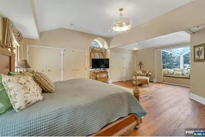 89 Barrett Lane, Wyckoff Township, NJ 07481 - Photo 15