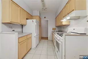 100 Palisade Ave D12, Englewood, NJ 07631 - Photo 27