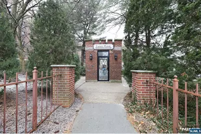 100 Palisade Avenue D12 #D12, Englewood, NJ 07631 - Photo 1