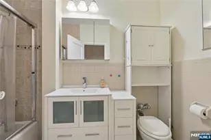 100 Palisade Ave D12, Englewood, NJ 07631 - Photo 11