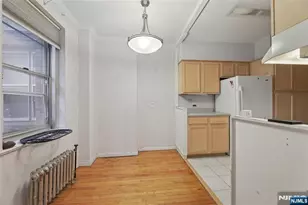 100 Palisade Ave D12, Englewood, NJ 07631 - Photo 33