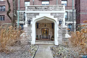 100 Palisade Ave D12, Englewood, NJ 07631 - Photo 3