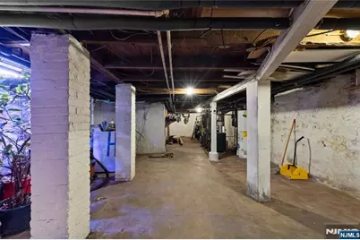 152 Jefferson, Paterson, NJ 07522 - Photo 21