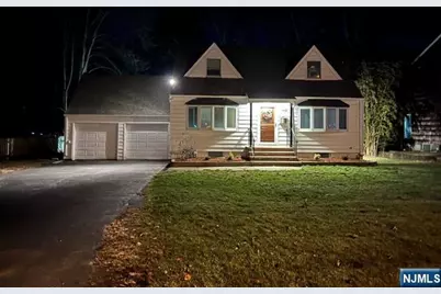 260 W Allendale Avenue, Allendale, NJ 07401 - Photo 3