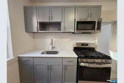 367 Sanford Avenue 1R #1R, Newark, NJ 07106 - Photo 9