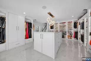 315 Freemans Ln, Franklin Lakes, NJ 07417 - Photo 33