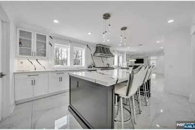 315 Freemans Lane, Franklin Lakes, NJ 07417 - Photo 11