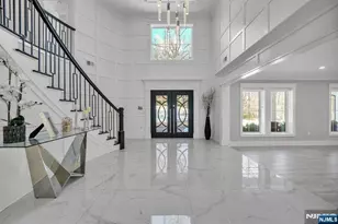 315 Freemans Ln, Franklin Lakes, NJ 07417 - Photo 5