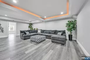 315 Freemans Ln, Franklin Lakes, NJ 07417 - Photo 35