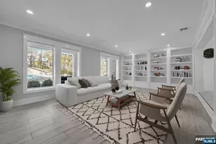 315 Freemans Ln, Franklin Lakes, NJ 07417 - Photo 7