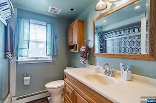 64 Century Rd, Paramus, NJ 07652 - Photo 21