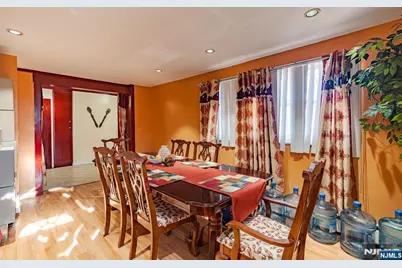 64 Century Road, Paramus, NJ 07652 - Photo 13